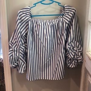 Sear sucker strapless top